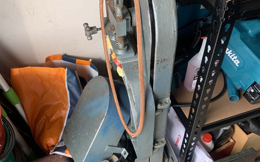 Restoring a 1950s Bandsaw